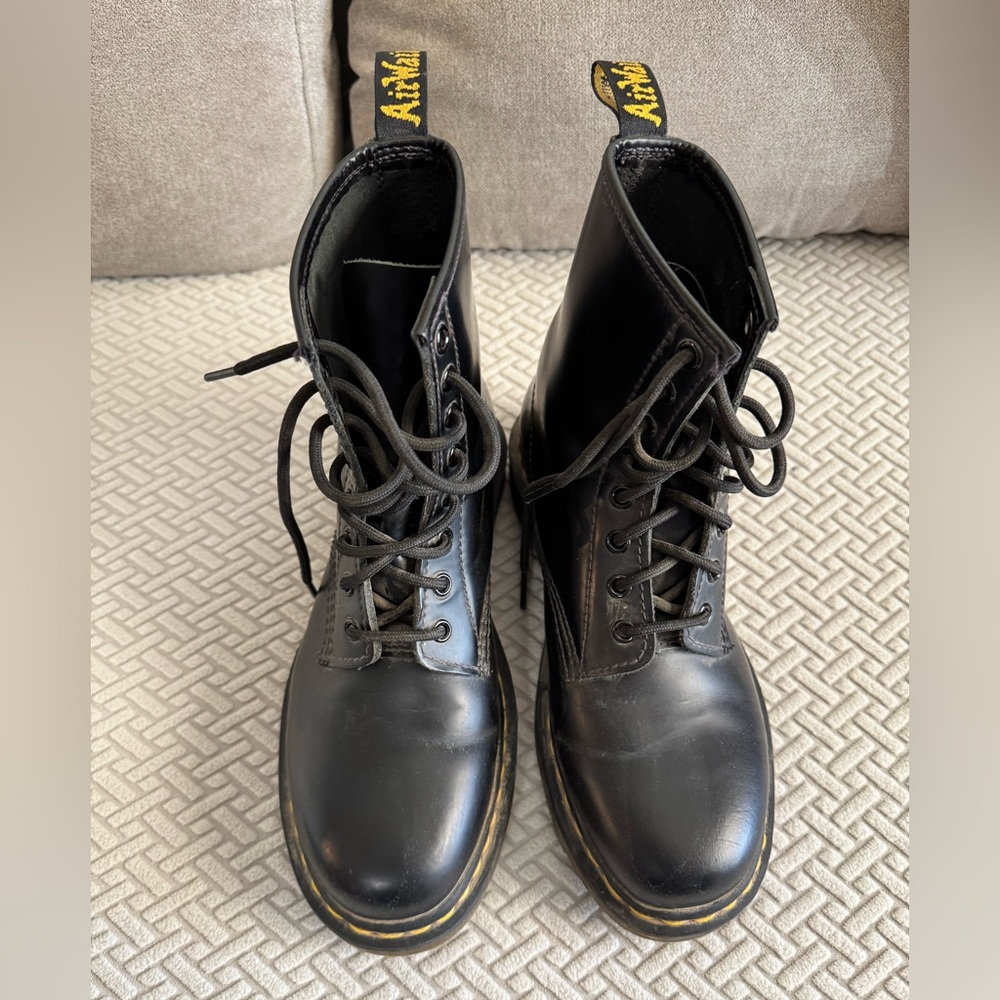 Dr. Martens Size 9